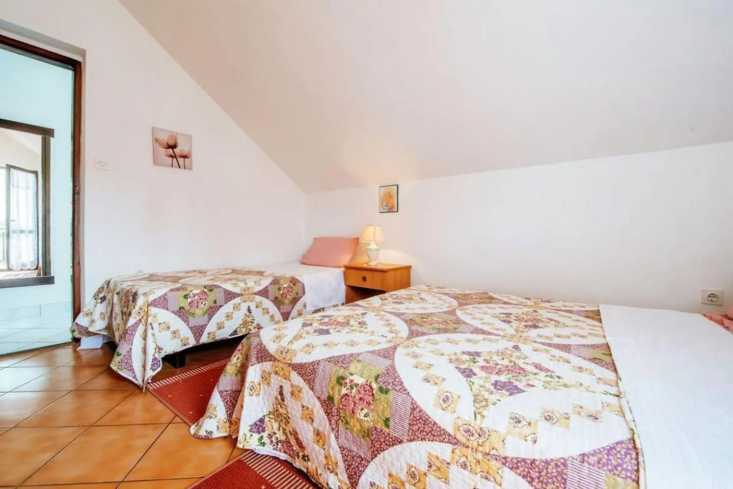 Apartment Nada بيتريتْشاني